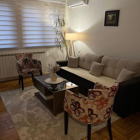 Apartman Manja Lukavica Zewnętrze zdjęcie