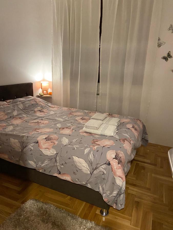 Apartman Manja Lukavica Zewnętrze zdjęcie