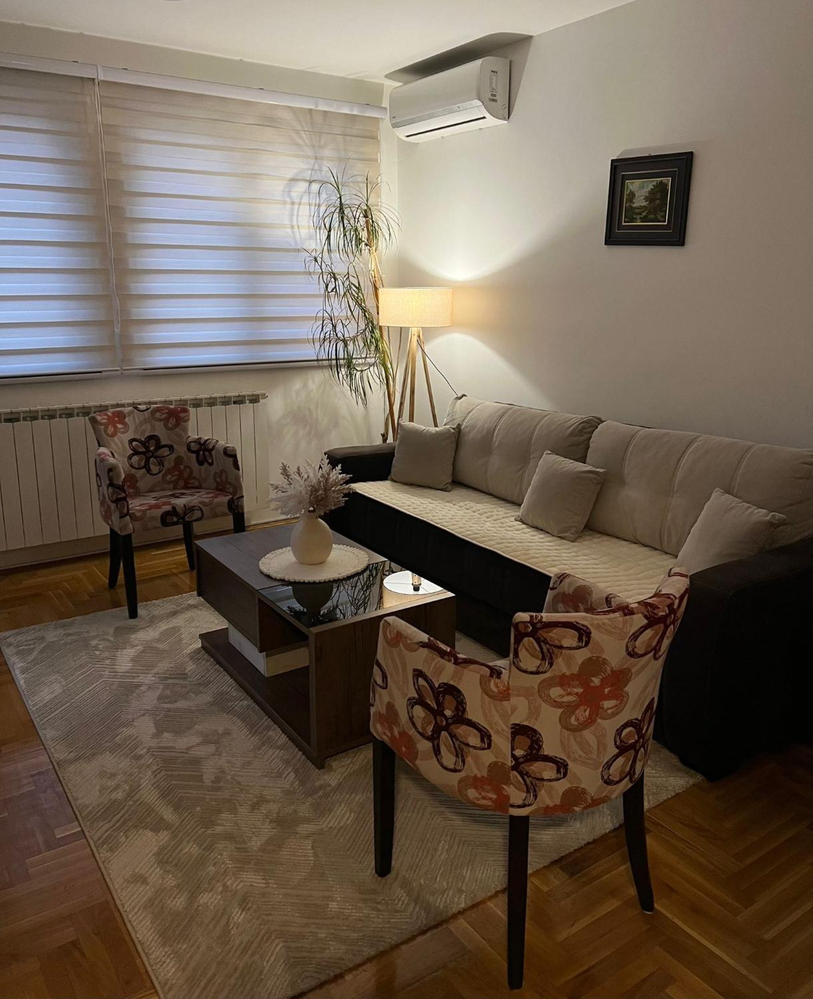 Apartman Manja Lukavica Zewnętrze zdjęcie